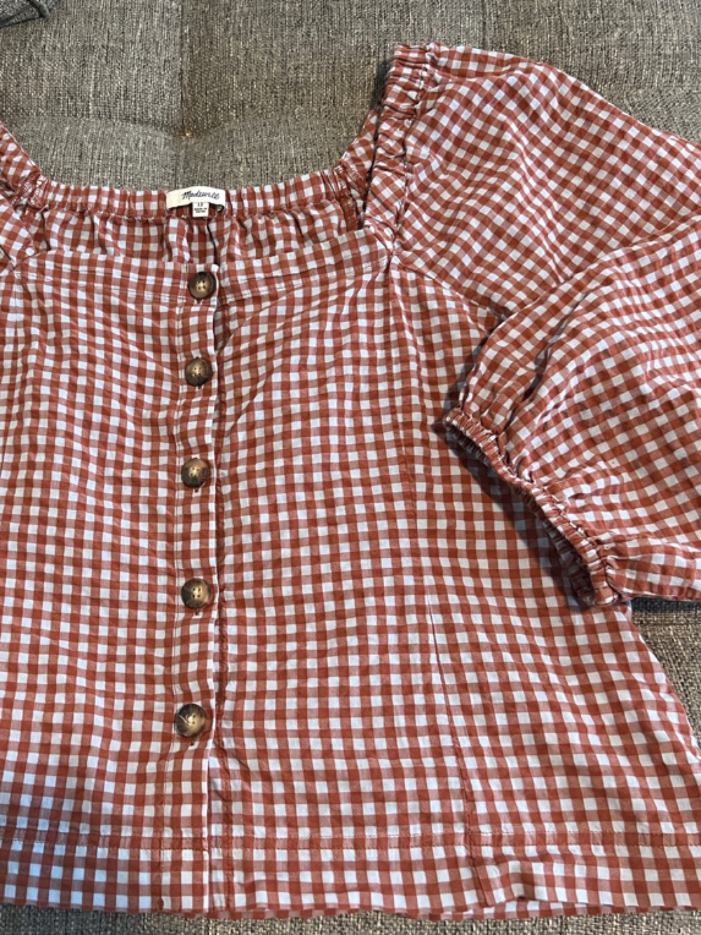 Madewell Gingham Seersucker Puff-Sleeve Button-Front Top